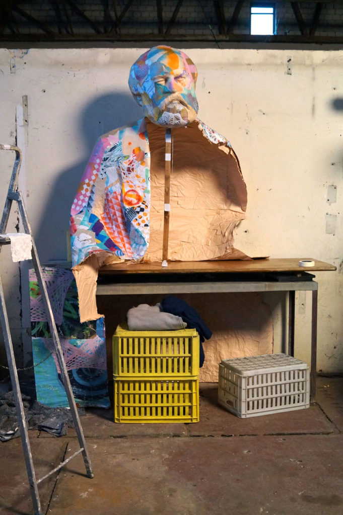 Various & Gould: City Skins – Marx und Engels, Arbeitsprozess in der Baumschule Köpenick, Berlin 2017