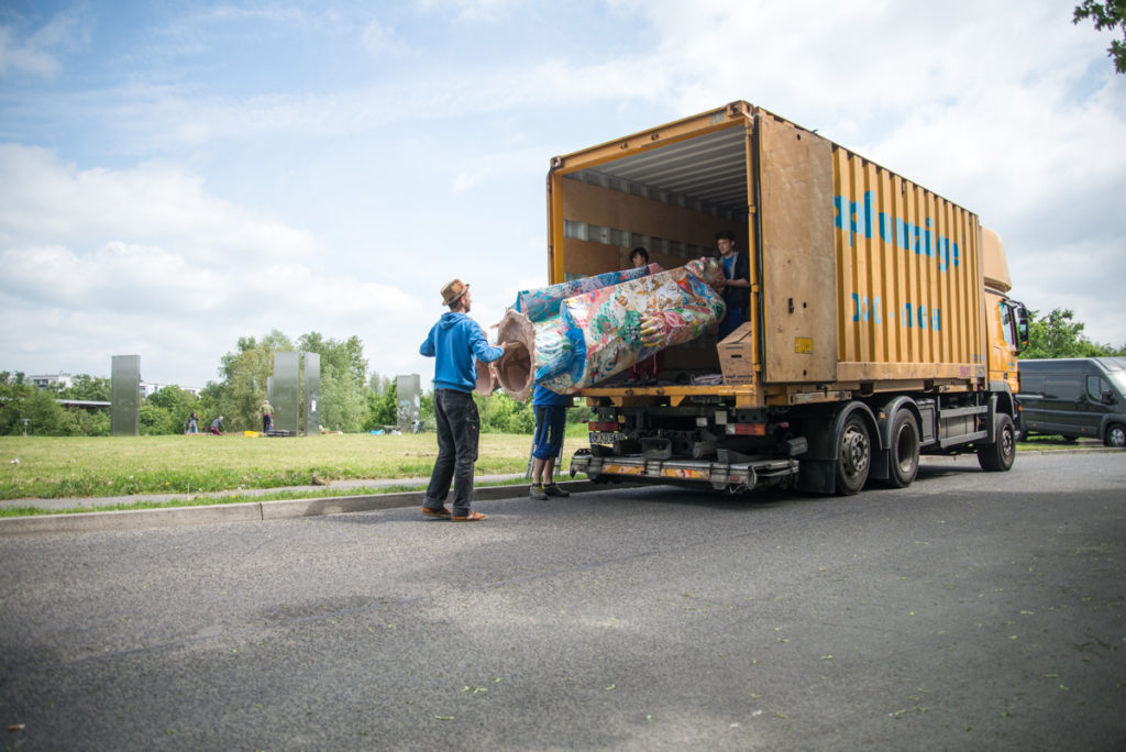 Various & Gould: City Skins – Marx und Engels, Cottbusser Platz, Berlin-Hellersdorf 2017 (Photo: Boris Niehaus)